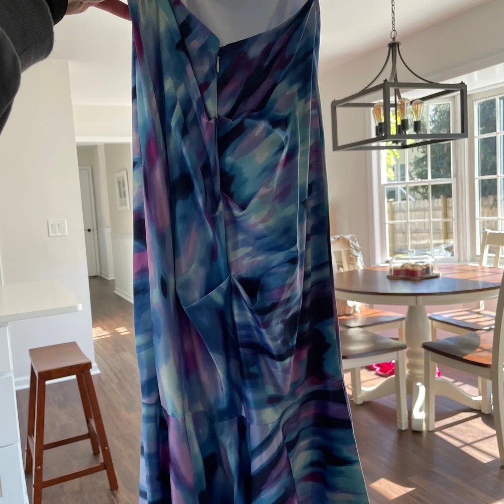 Prom Dress - Picture 3 of 5